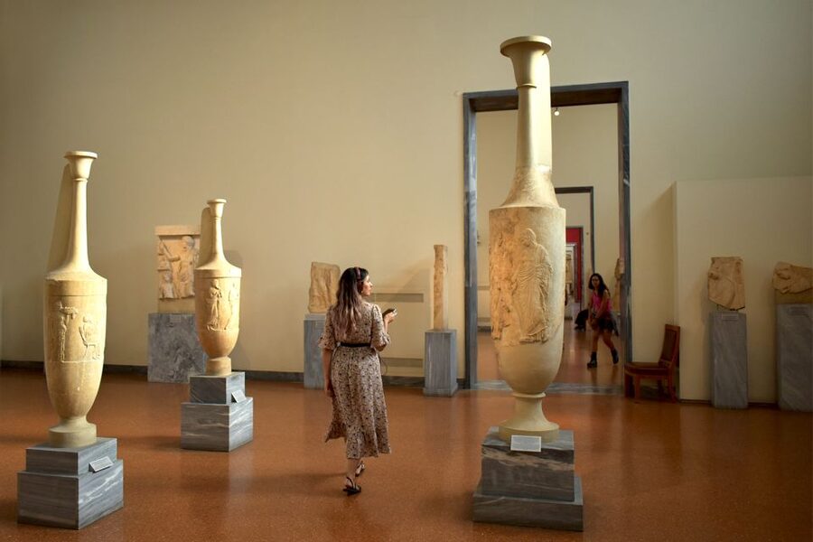 Athens: National Archaeological Museum Ticket & Audio Guide - Marble, pottery, jewelry, and everyday life
