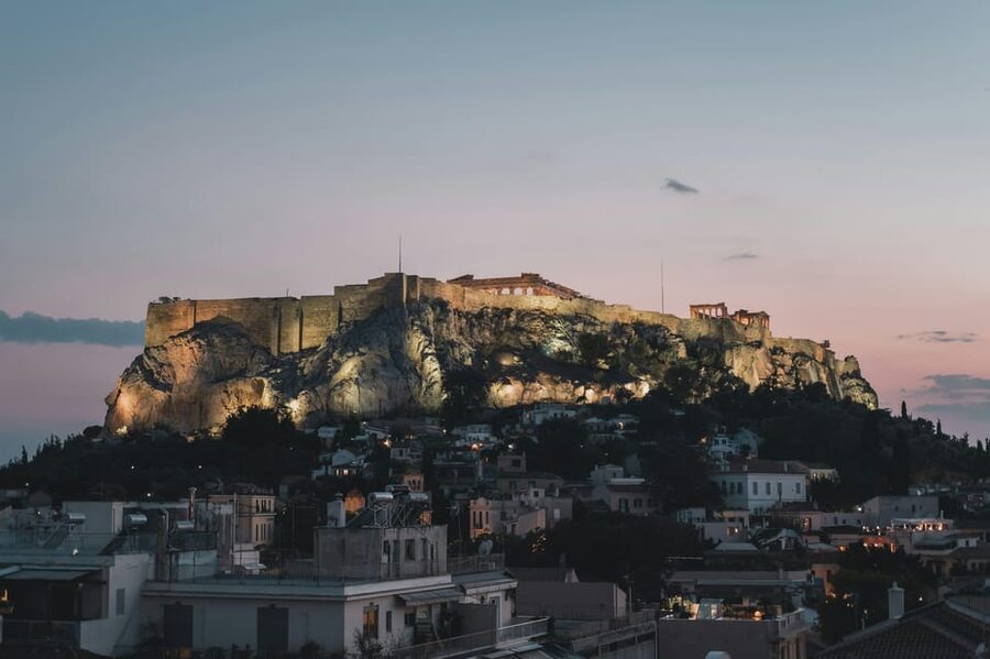 Athens: Night Walking Tour - Plaka and the Benizelos Mansion
