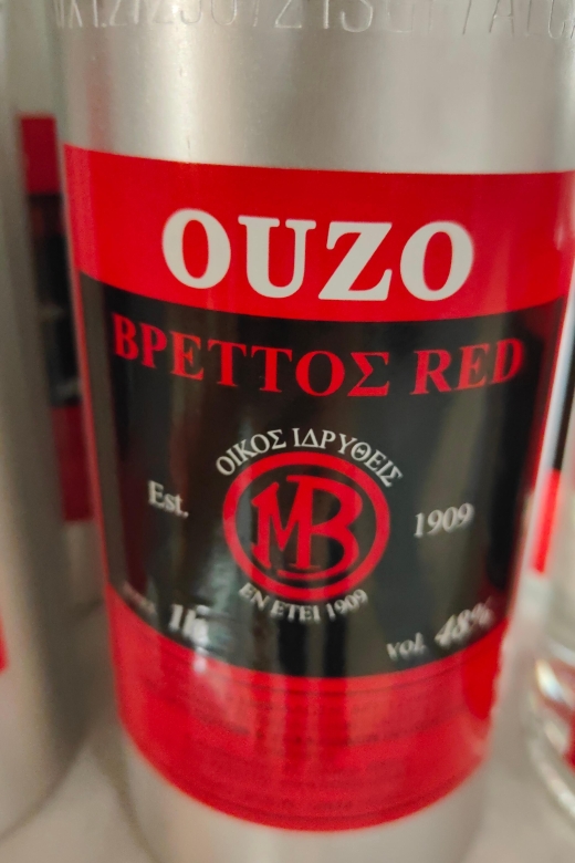Athens: Ouzo Tasting at Brettos Plaka - What the sommelier explains