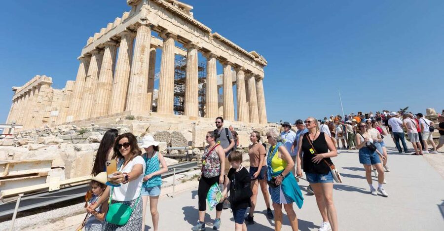 Athens: Panoramic Tour with Guided Acropolis & Museum Visit - What the five-hour schedule feels like