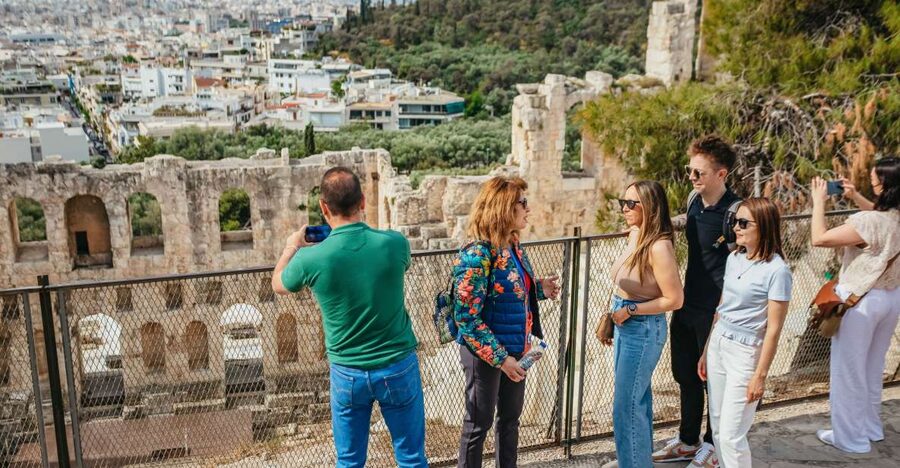 Athens: Parthenon, Acropolis and Museum Small Group Tour - Climbing the Acropolis for the first hour
