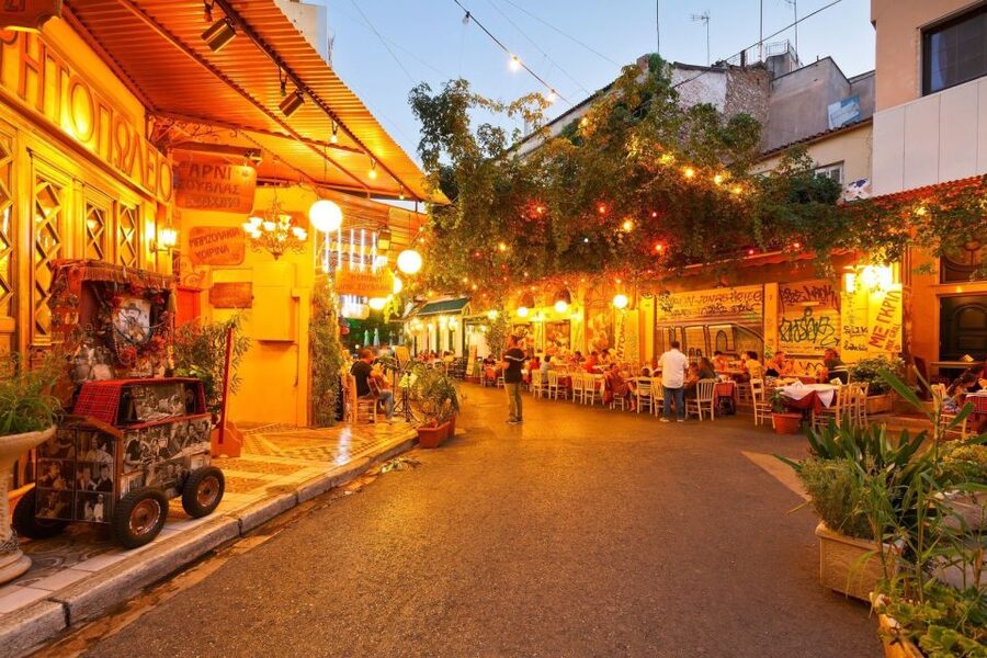 Athens: Premium Food and Wine Tasting Tour in the evening - A full seasonal dinner in central Athens