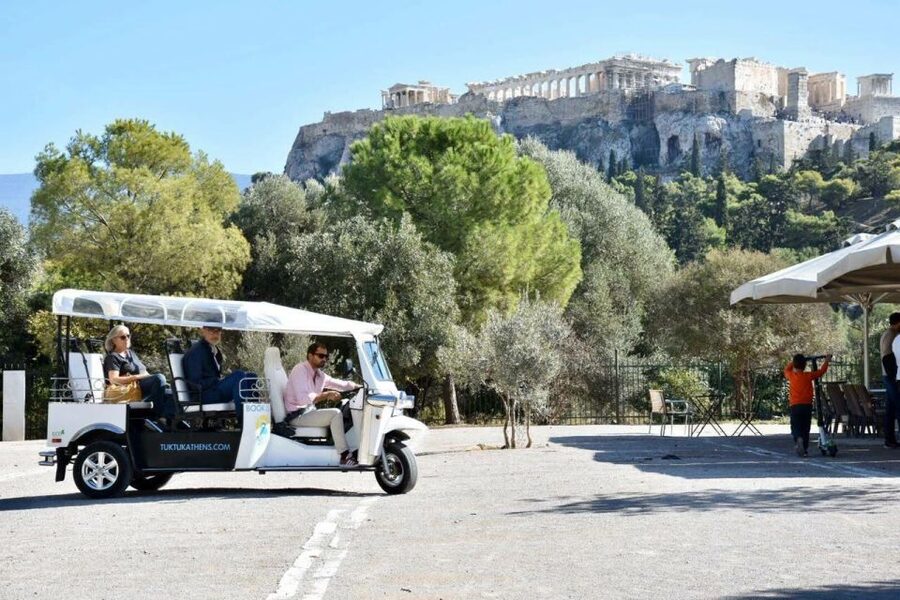 Athens: Private Evening Sightseeing Tour by Electric Tuk-Tuk - Kolonaki and the modern side of Athens