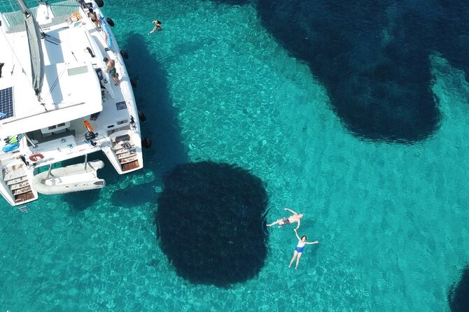 Athens Riviera Catamaran tour with fresh Meal Drinks and Swimming - Sailing onward to Prasoniso Island