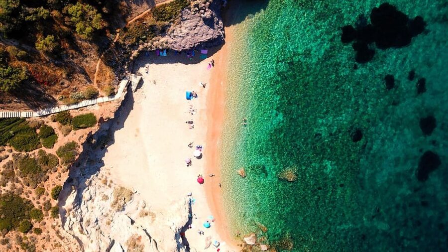 Athens Riviera: Poseidon Temple & Lake Vouliagmeni Day Tour - Why the small van matters