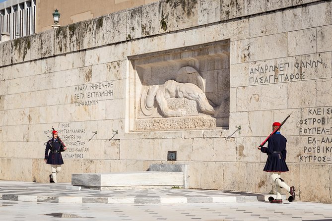 Athens Super Saver: City Sightseeing Tour plus Half-Day Cape Sounion Trip - Guides make the biggest difference