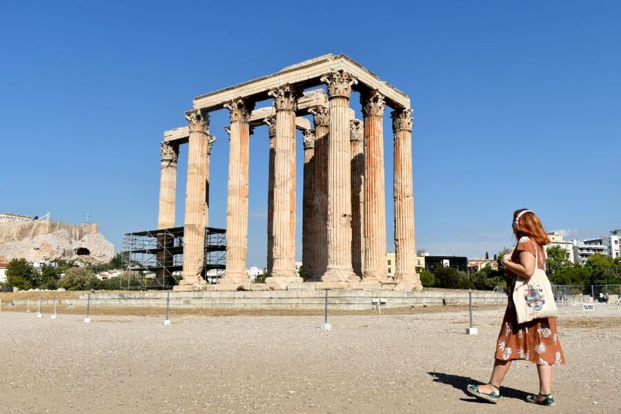 Athens: Temple of Olympian Zeus Ticket and Audio Tour - How the self-guided audio works