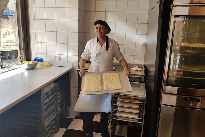 Athens: The Classic Food Tasting Tour - Koulouri, Greek delis, and the final mezze