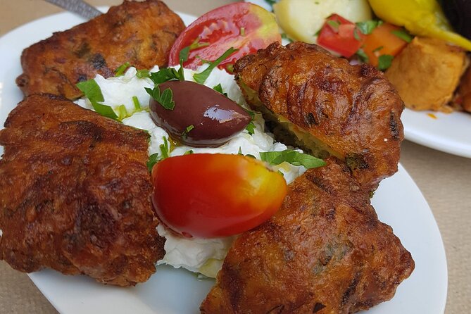 Athens: The Classic Food Tasting Tour - How much walking and food should you expect?