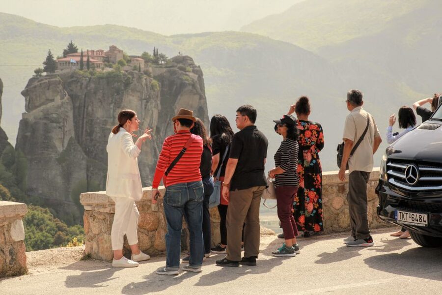 Athens to Meteora: Monasteries & Hidden Caves Bus Tour - Key points to know before booking