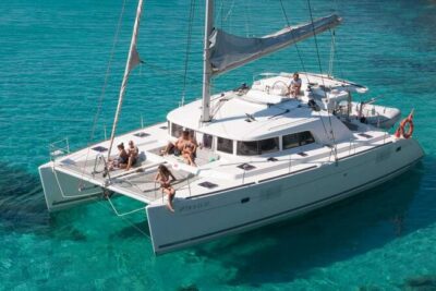 Best of Milos and Poliegos Catamaran snorkelling Cruise with BBQ