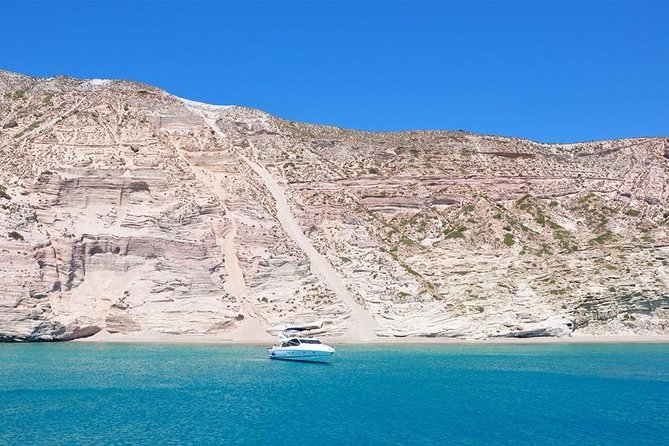 Best of Milos and Poliegos Catamaran snorkelling Cruise with BBQ - What the crew and onboard service add