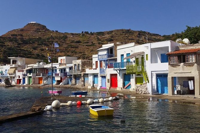 Best of Milos and Poliegos Catamaran snorkelling Cruise with BBQ - Weather changes are part of the bargain