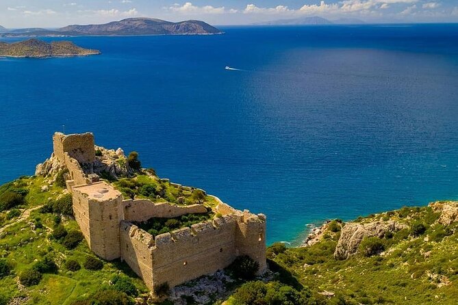 Best Rhodes Tour with Wine Tasting Experience from Cruise Port - Guides, buses, and the pace of the day