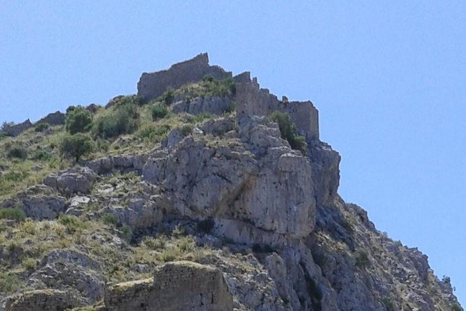 Biblical Tour Letters to The Corinthians - St Paul’s Footsteps - A church, lunch, and the climb toward Akrokorinthos
