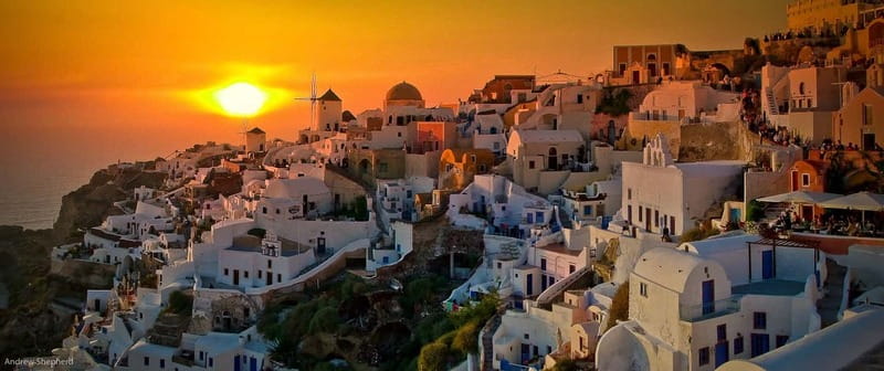 Blue Dome And Oia Sunset Small Group Transfer - The ride to Oia through Santorini’s evening scenery