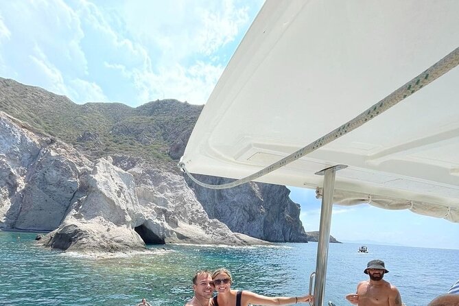 Catamaran Semi Cruise Paros Antiparos includes Food and Drinks - Swimming stops in quiet bays