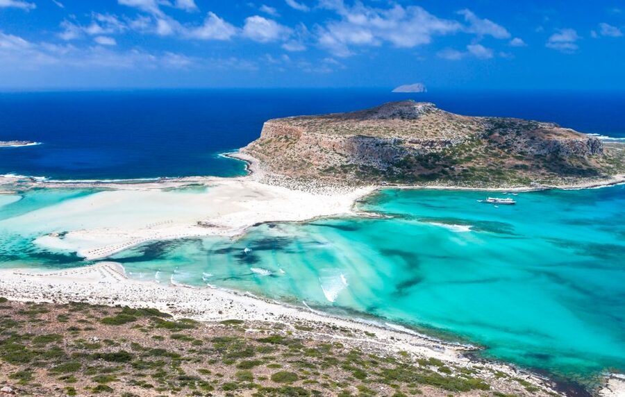 Chania Areas/Kalyves:Gramvousa Island & Balos,Boat Tkt Extra - The coach ride from Chania to Kissamos