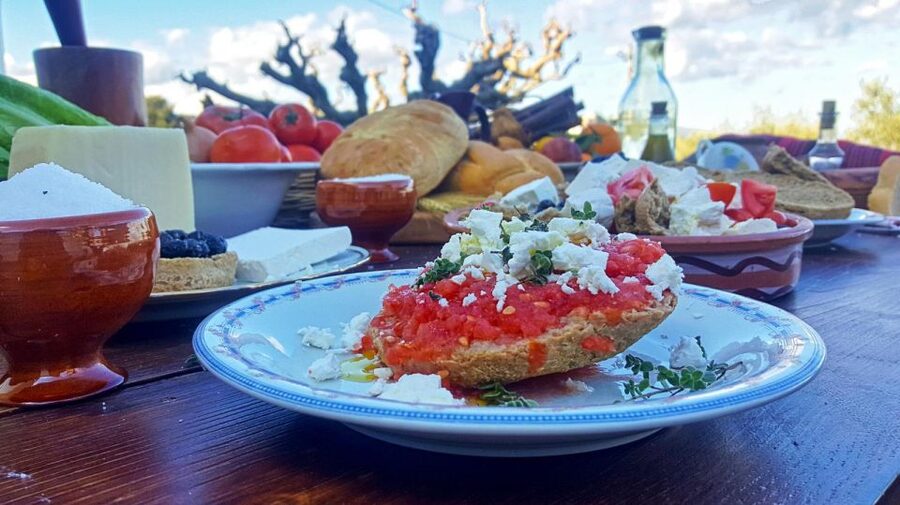 Chania: Authentic Cooking Class in the White Mountains - What the six-hour length really means