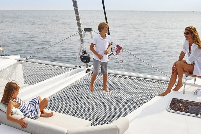 Chania: Morning Catamaran Cruise with Premium Lunch & Drinks - One hour across the water