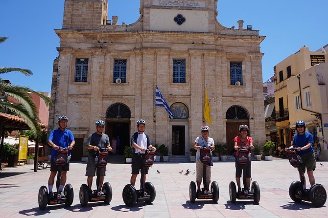 Chania Old City Discovery - Twenty minutes along the Old Venetian Harbor
