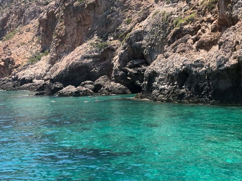 Chania: Private Cruise with Sup Food & Unlimited Drinks - What the private format adds