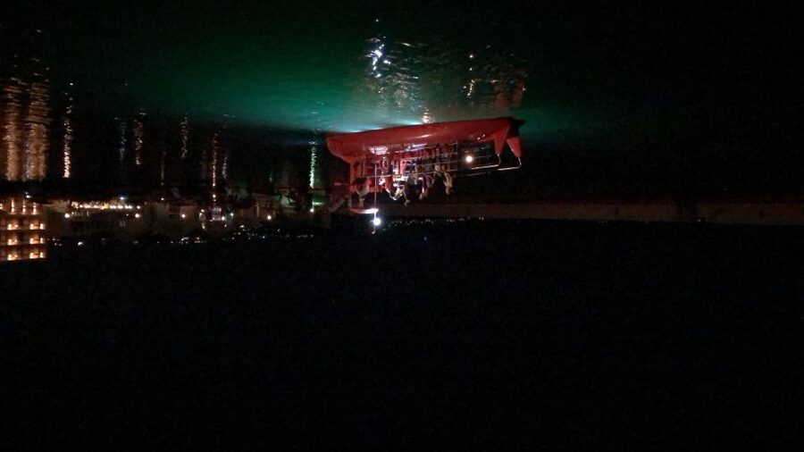 Chania: Semi-Submarine Boat Underwater Experience - The best moments may happen upstairs