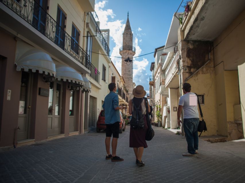 Chania: Sightseeing & Tastings Tour - From market flavors to Greek coffee in the Old Town