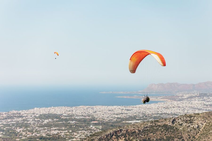 Chania: Tandem Paragliding Flight in Crete - Who should book this flight