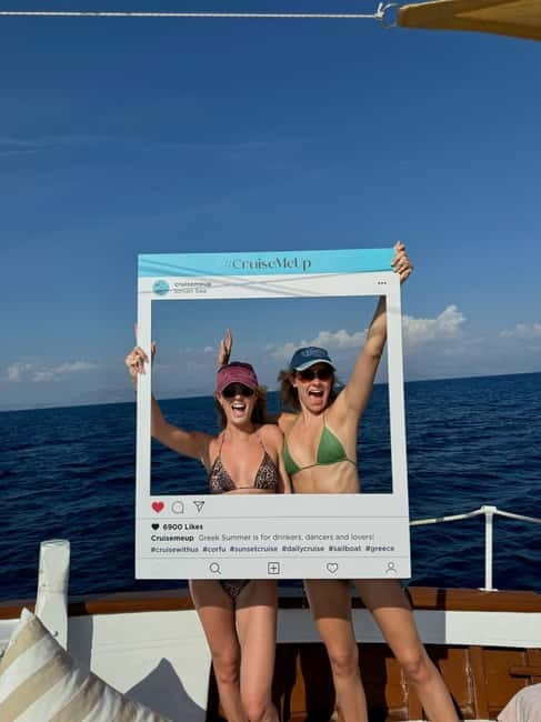 Corfu: Blue Lagoon and Cave Cruise with Drinks and Lunch - Morning snacks set the tone