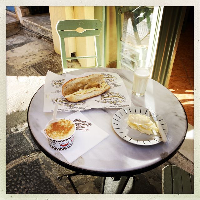 Corfu: Gastronomy Walking Tour - Five or six stops, with enough food for lunch