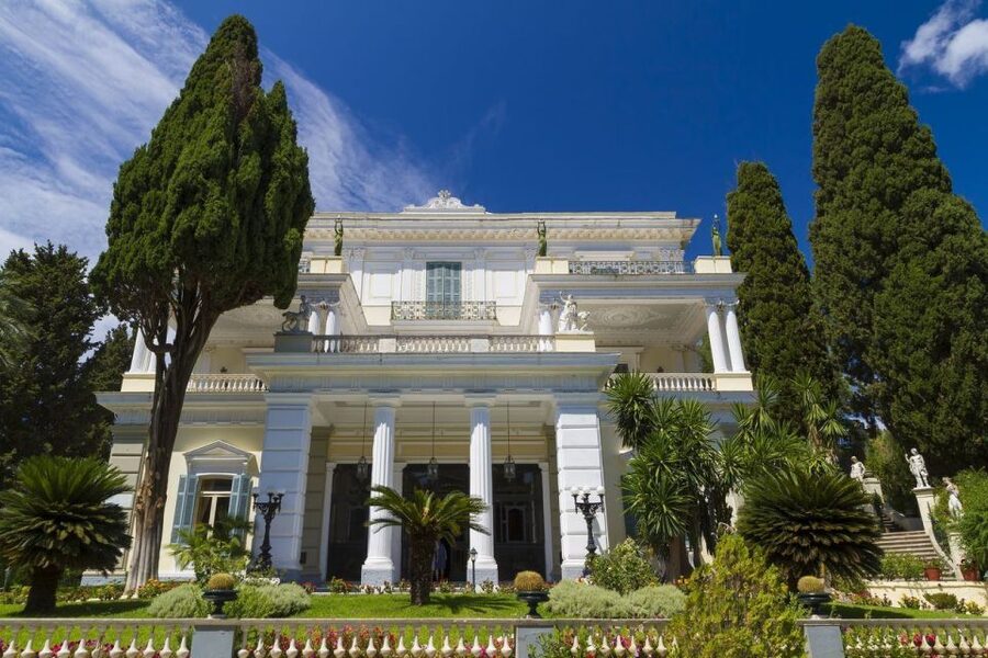 Corfu: Private Customized Tour - What the minibus experience is like