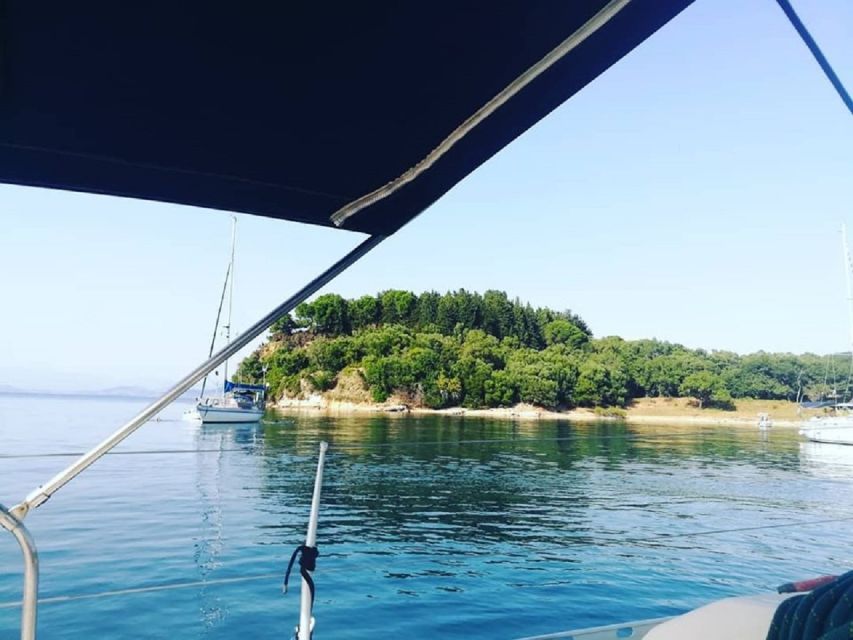 Corfu: Private Sailing Yacht Cruise - Seeing Corfu Old Town from the yacht