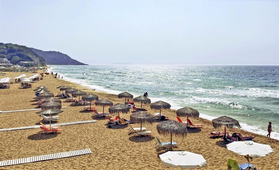 Corfu: Shore & Shared Tour – Achilleion, Mon Repos, Old Town - Corfu Old Town: 90 minutes to make your own