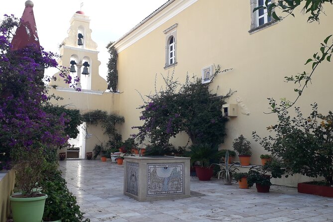 Corfu sightseeing tour, small group tour by minivan - The driver makes or breaks the morning