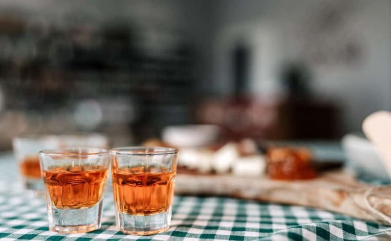 Corfu: The most famous Corfiot Products in one Tasting - The first samples: a quick tour of Corfiot flavor