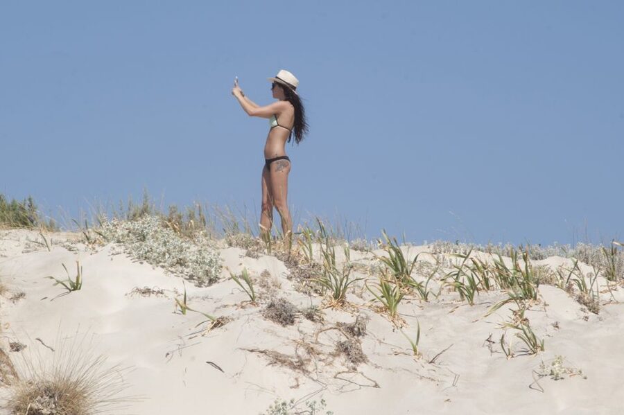 Crete: Elafonisi Pink Beach Excursion - The early pickup and long road to the southwest