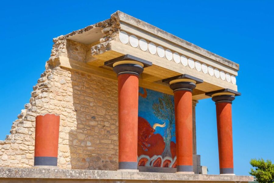 Crete: Knossos Palace and Museum E-Tickets with Audio Guides - Why Knossos and the Museum Belong Together
