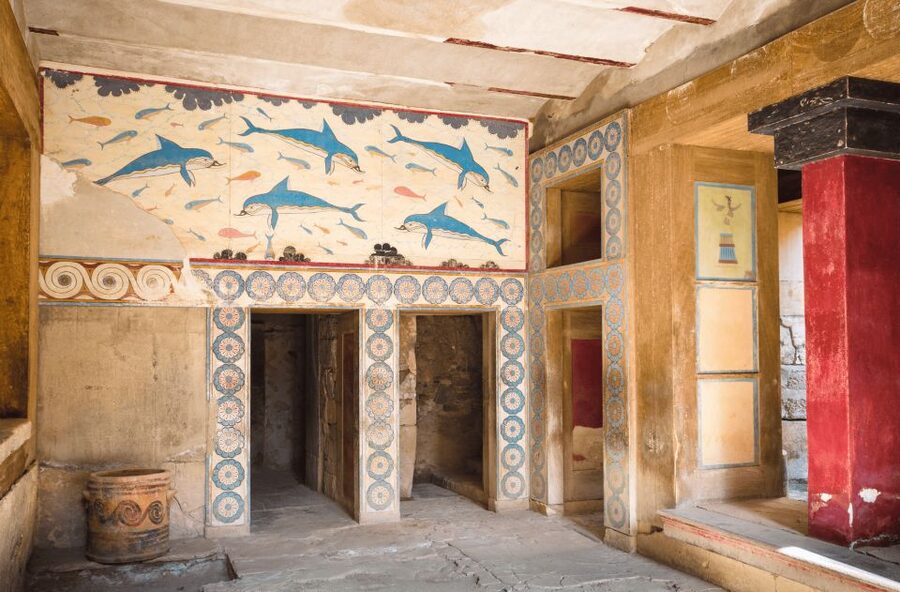 Crete: Knossos Palace Entry Ticket with Optional Audio Guide - The throne room and restored murals