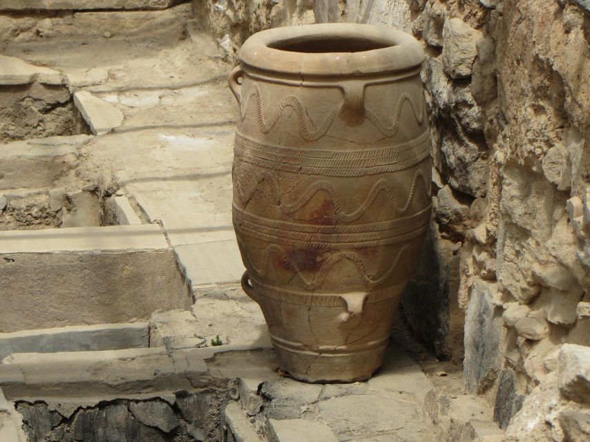 Crete: Knossos Palace & Heraklion Guided Tour - What to bring for a hot archaeological site