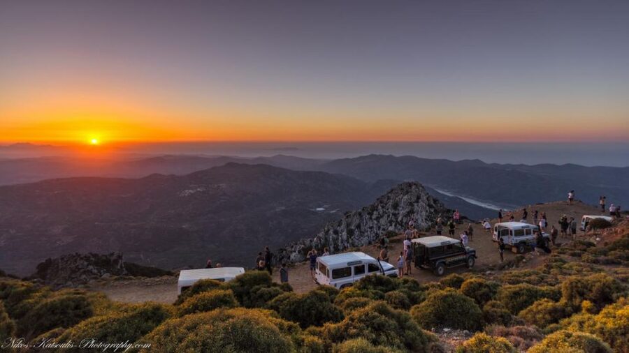 Crete: Land Rover Safari with Sunset Viewing, Dinner, & Wine - The moonlit return to your hotel