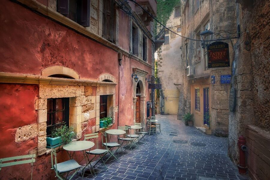 Crete: Rethimno, Chania, and Kournas Lake Day Trip - Chania: the main event for many people