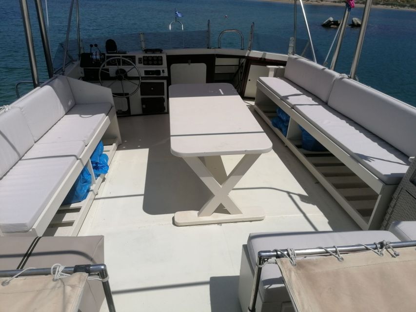 Crete: Snorkeling Boat Trip with Lunch and Transfer - What the Crew Adds to the Experience