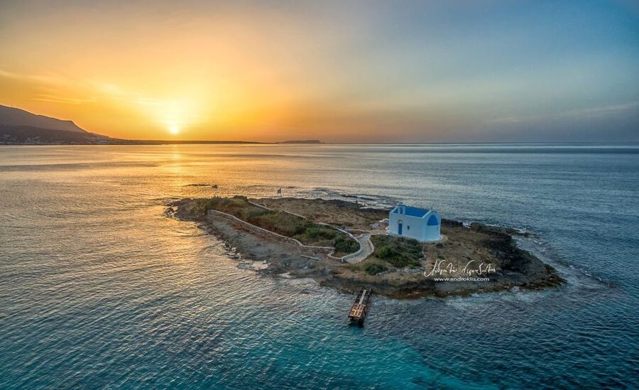Crete: Snorkeling Boat Trip with Lunch and Transfer - Sea Conditions and Comfort on Board