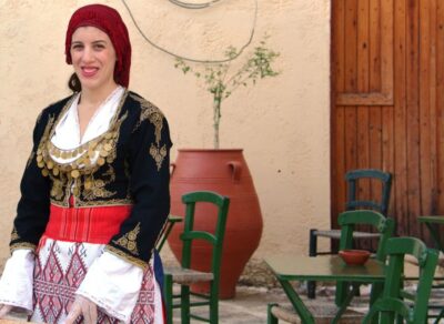 Traditional Dance Show and Buffet Dinner with Wine