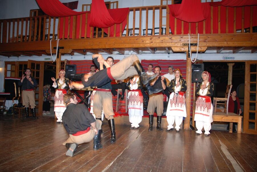 Crete: Traditional Dance Show and Buffet Dinner with Wine - Lyre, bouzouki, costumes, and Cretan steps