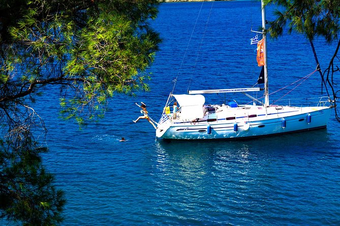 Day Sailing Trip in Halkidiki (7 hours) - Lunch, drinks, and Greek mezze