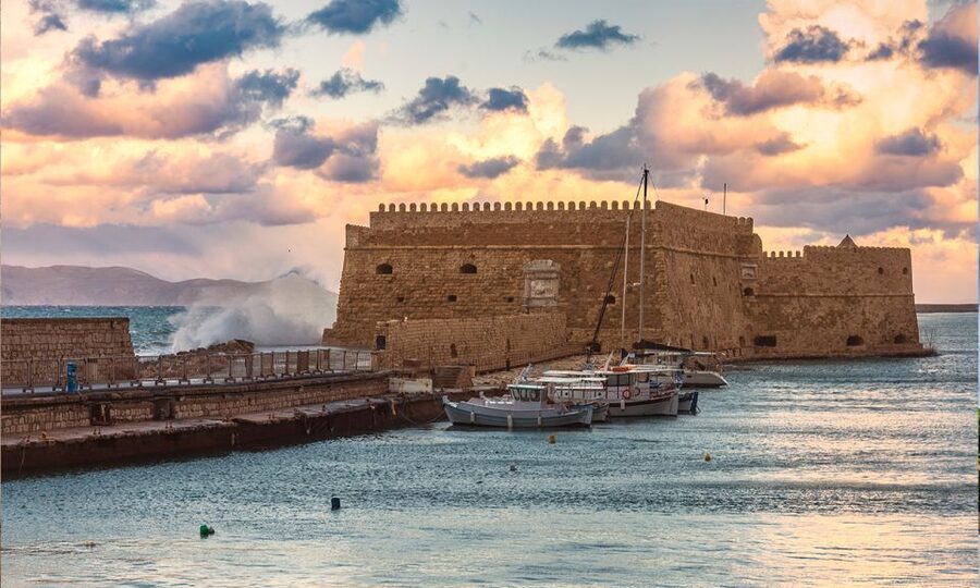 Day Trip To Heraklion City Center & Market & CretAquarium - Who will enjoy this outing most