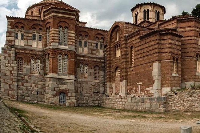 Delphi and Hosios Loukas Monastery Full Day Private Tour - Why the Delphi Archaeological Museum matters