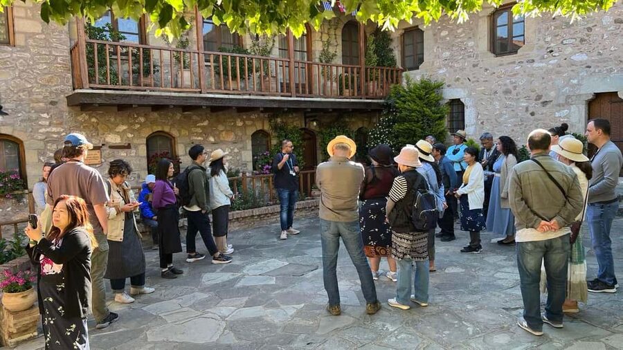 Delphi and Meteora: 2-Day Bus Tour from Athens - Why this two-day route works from Athens